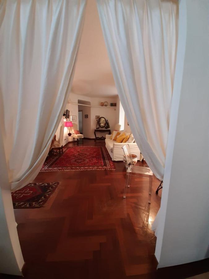 Casa Vacanze Pizzofalcone 41B Napels Buitenkant foto
