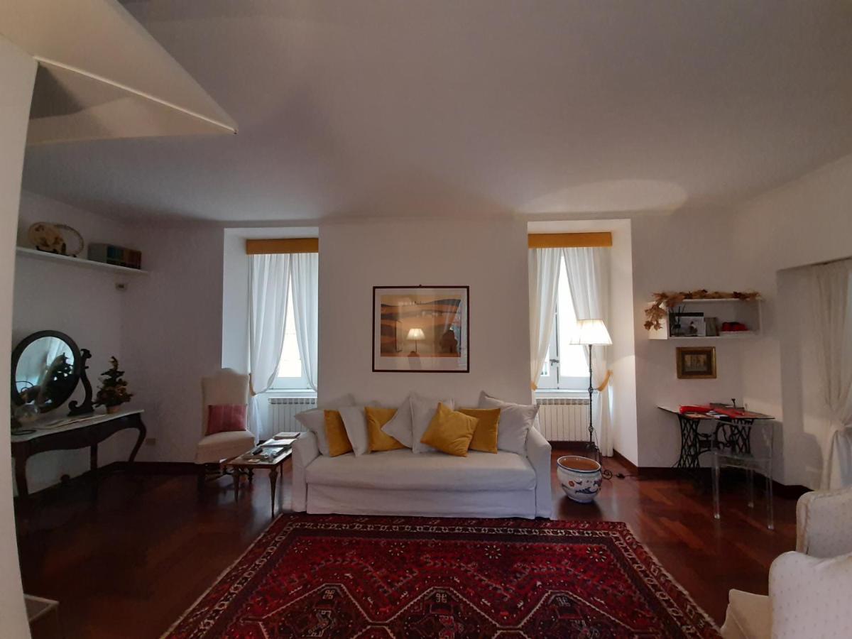 Casa Vacanze Pizzofalcone 41B Napels Buitenkant foto