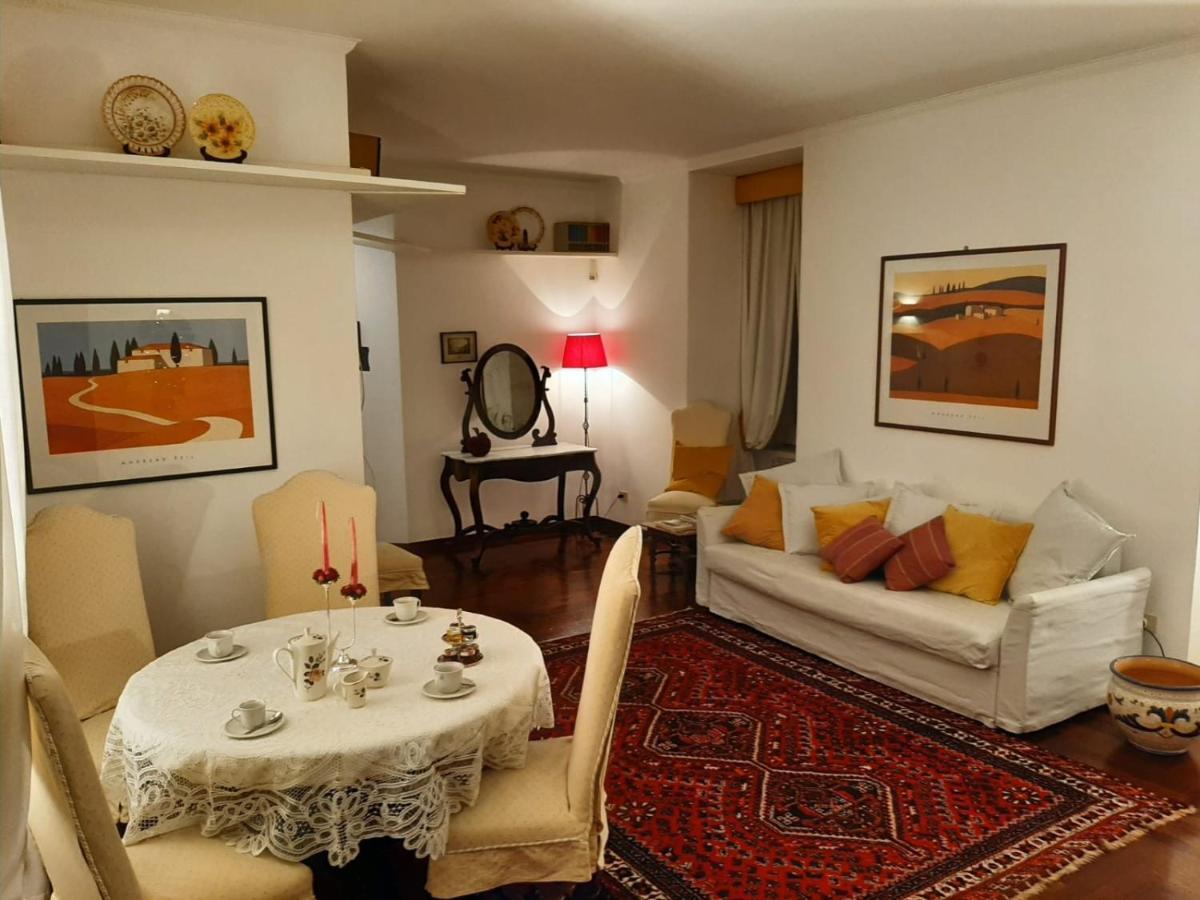 Casa Vacanze Pizzofalcone 41B Napels Buitenkant foto
