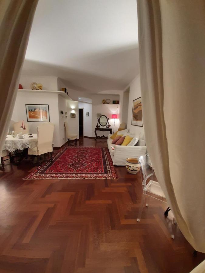 Casa Vacanze Pizzofalcone 41B Napels Buitenkant foto