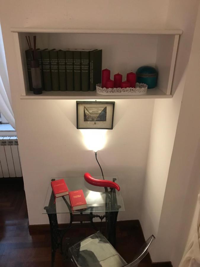 Casa Vacanze Pizzofalcone 41B Napels Buitenkant foto