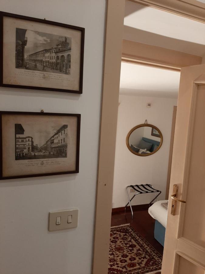 Casa Vacanze Pizzofalcone 41B Napels Buitenkant foto
