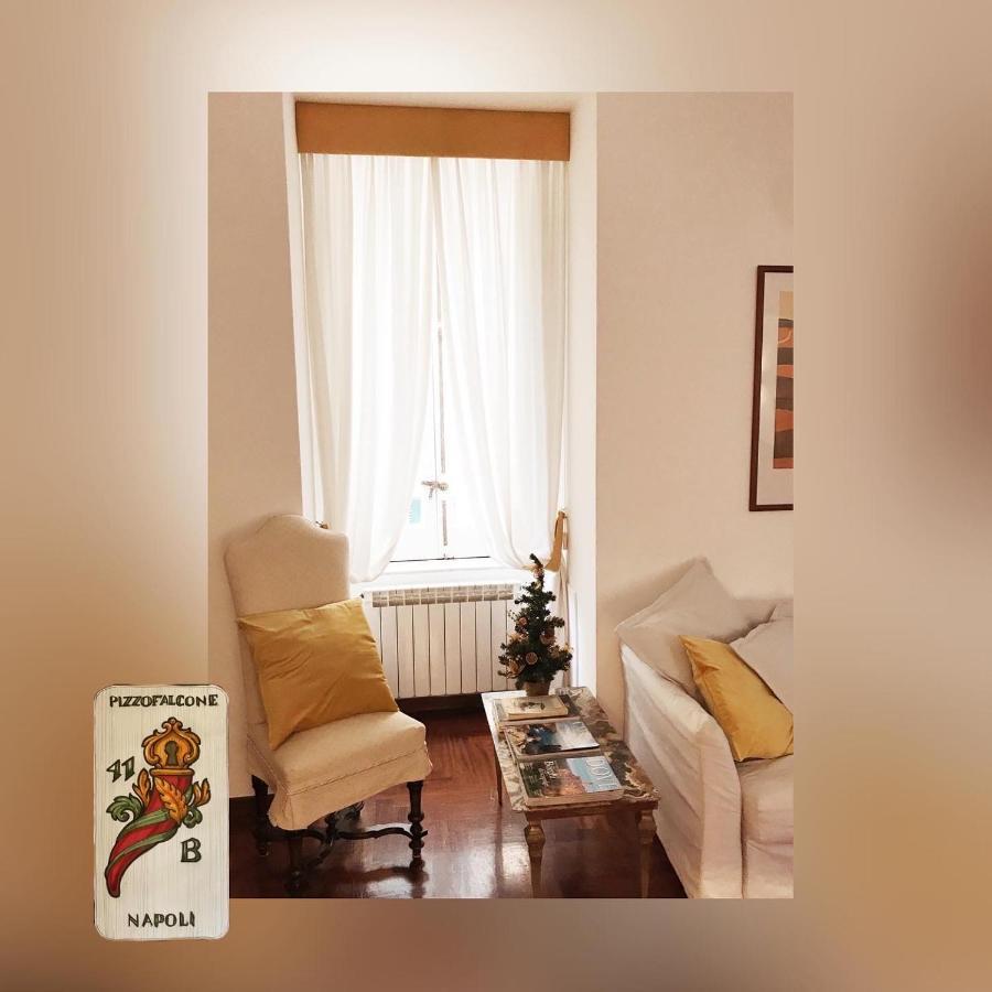 Casa Vacanze Pizzofalcone 41B Napels Buitenkant foto