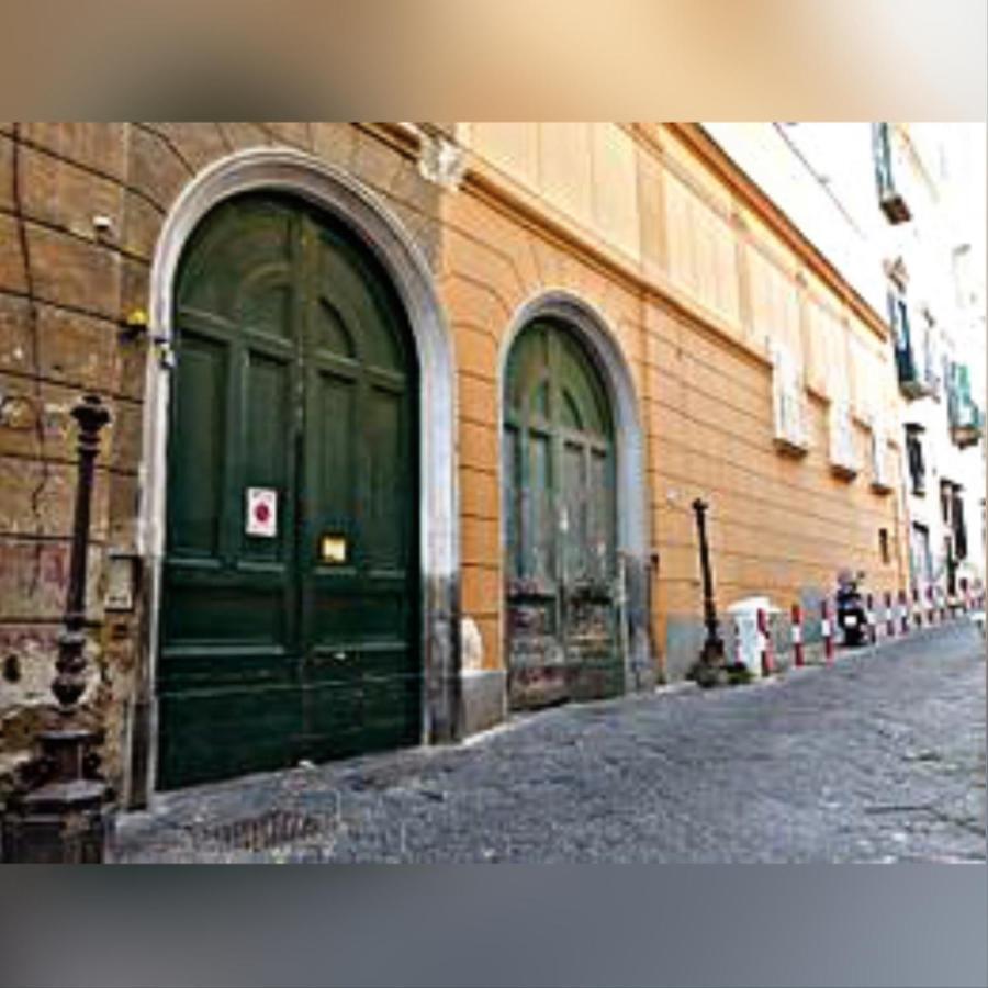 Casa Vacanze Pizzofalcone 41B Napels Buitenkant foto