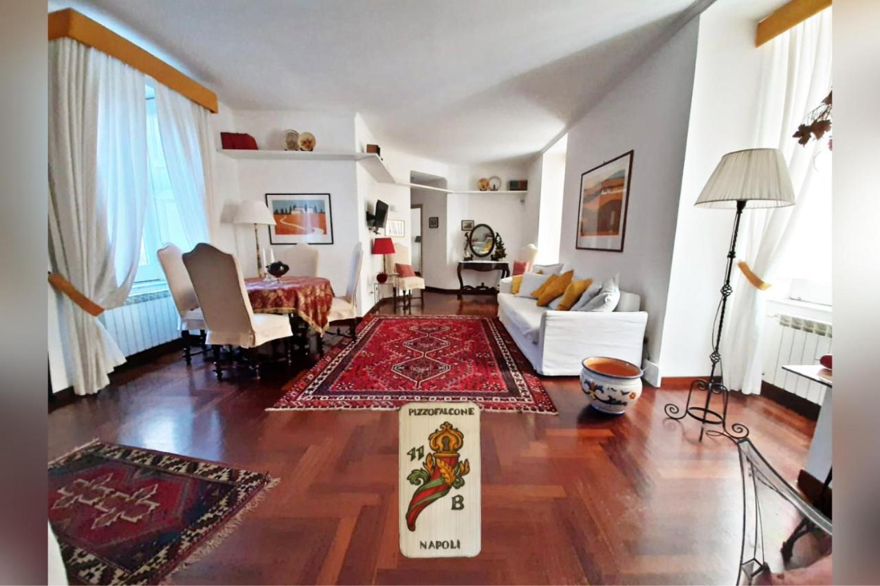 Casa Vacanze Pizzofalcone 41B Napels Buitenkant foto