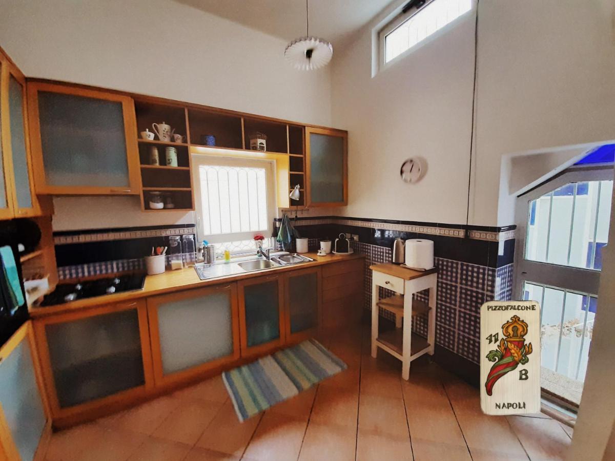 Casa Vacanze Pizzofalcone 41B Napels Buitenkant foto